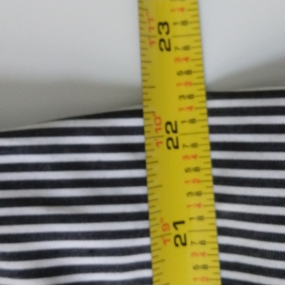 Size 1X fitted button down blouse - Picture 9 of 9